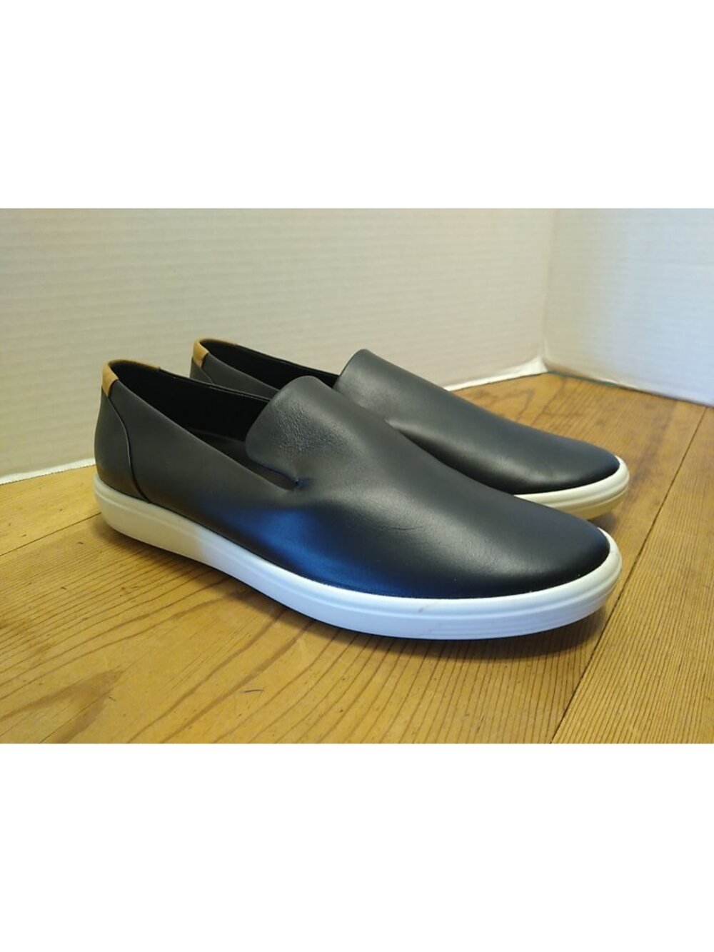 ECCO Soft 7 Women EU 42 US 11 11.5 Black Leather Slip on Fashion Sneaker Comfort - Picture 3 of 11